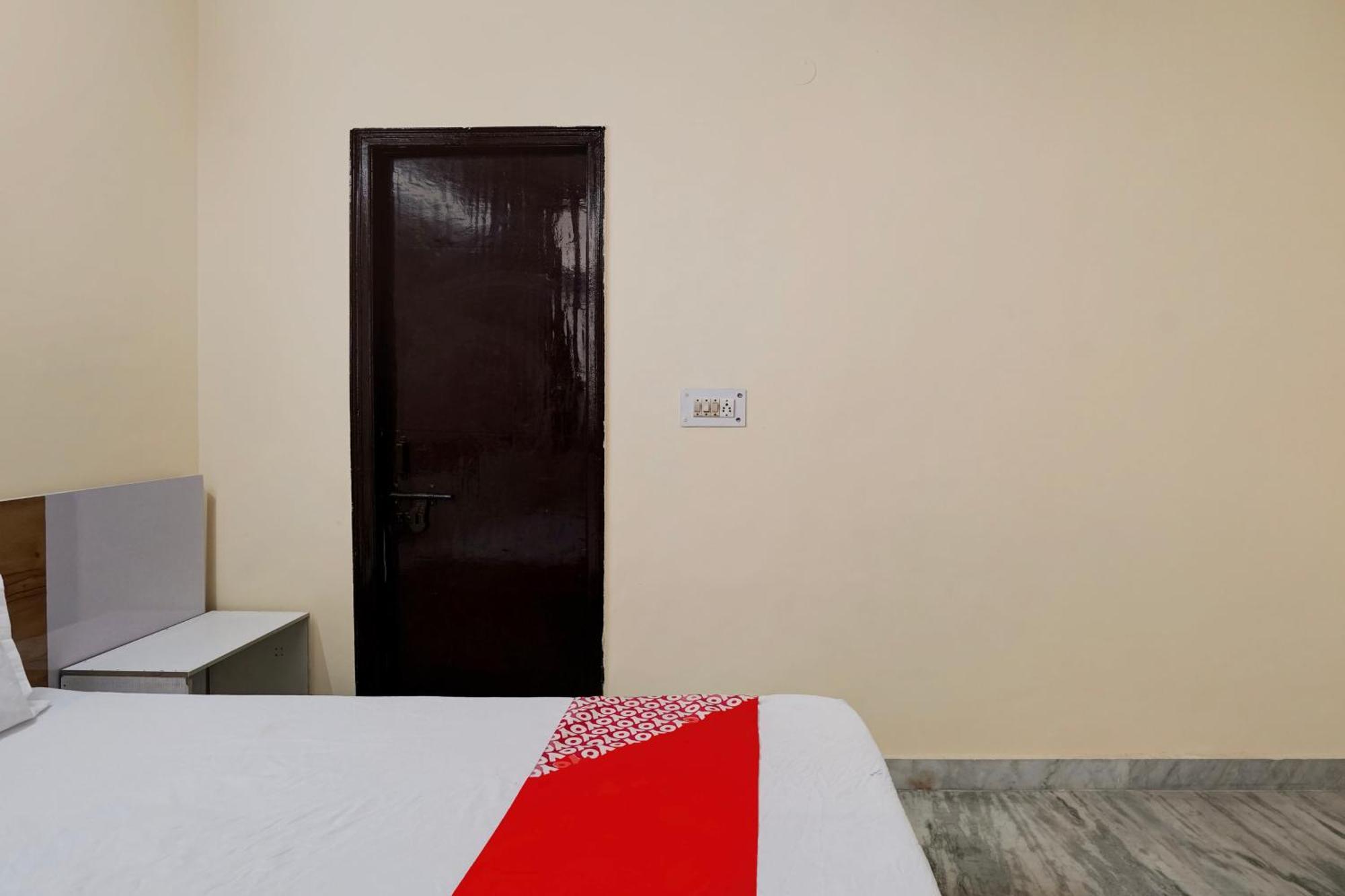 Hotel O 81617 The Pacific Hotel Ghaziabad Exterior photo